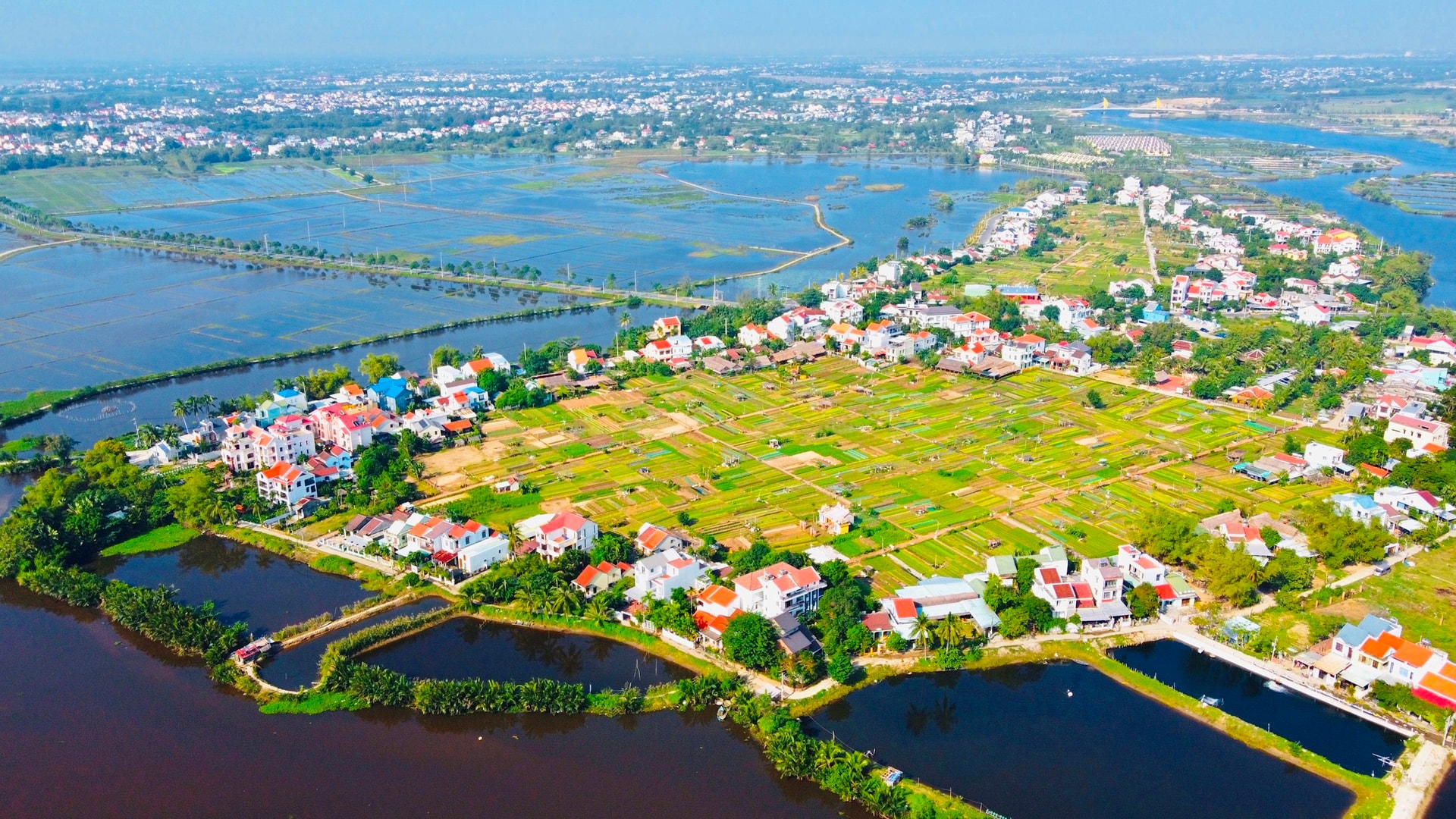 tra-que-vegetable-village